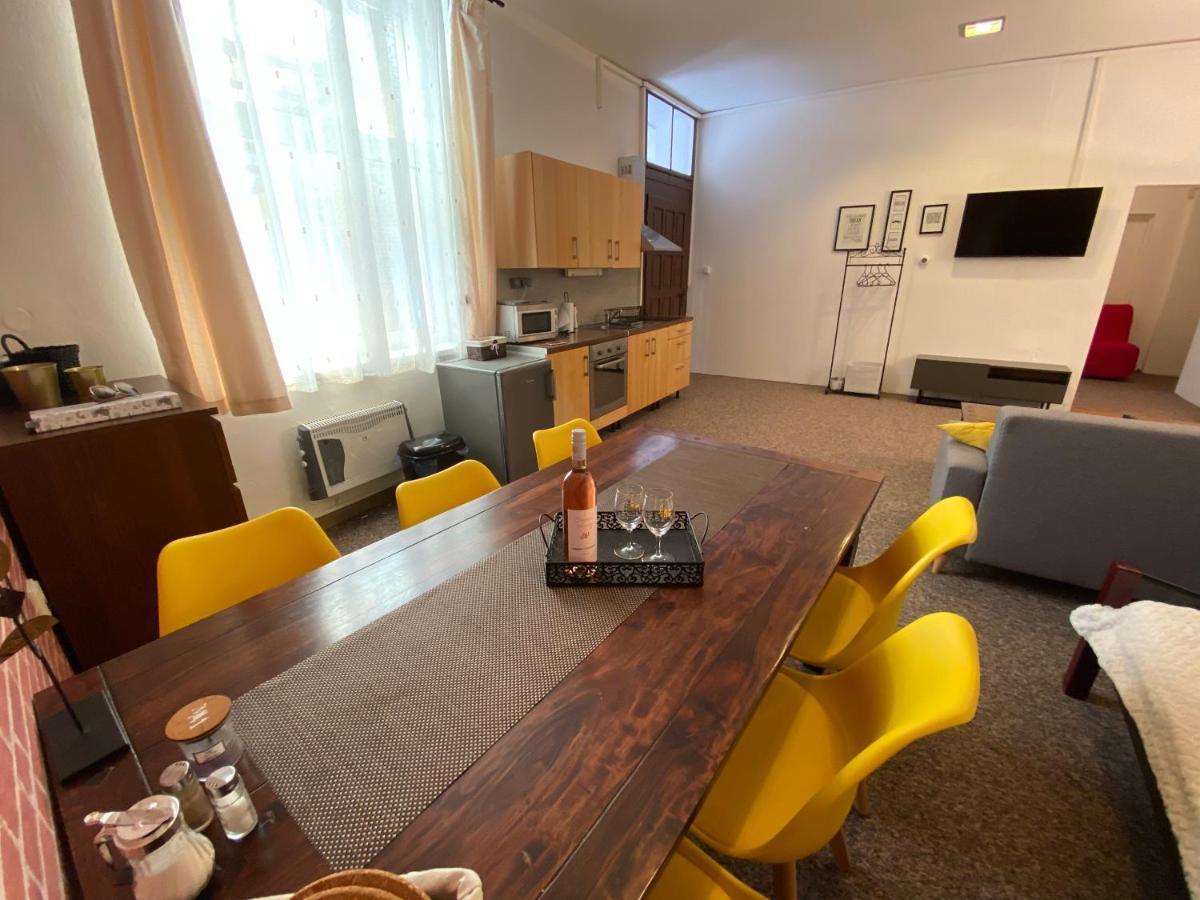 Liptovský Mikuláš Apartments City Liptov מראה חיצוני תמונה