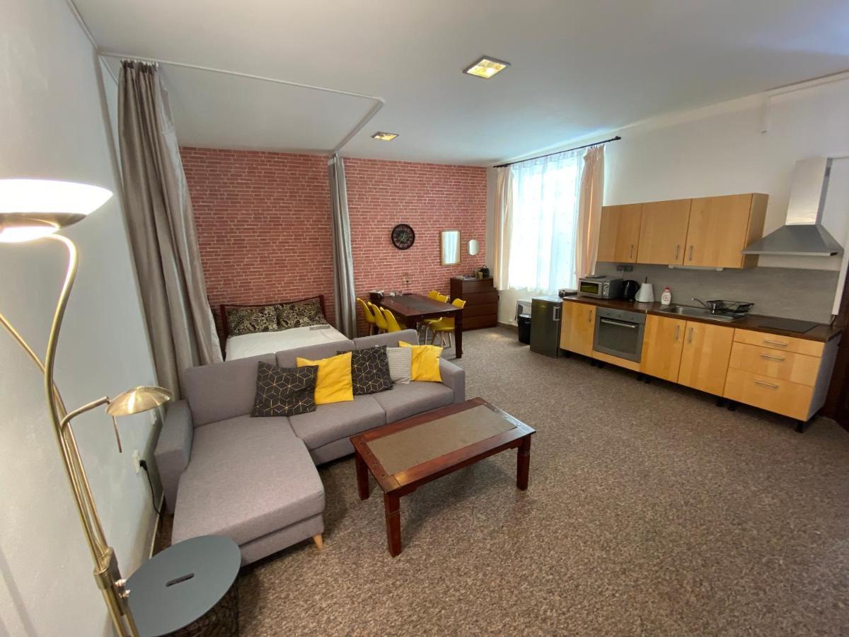 Liptovský Mikuláš Apartments City Liptov מראה חיצוני תמונה